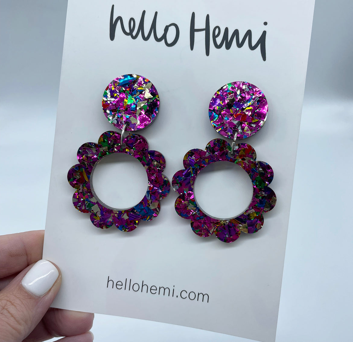 F r i l l e d | Surprise Glitz