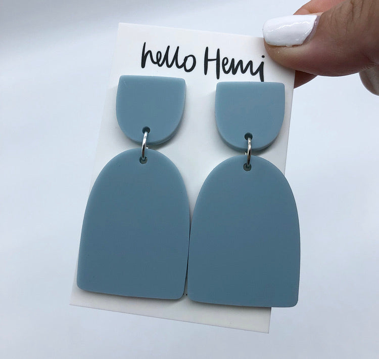 L a L a  |  Matte Shell Blue