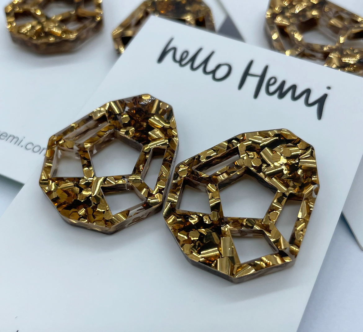 S A L E | G e m s | Bronze GLITZ