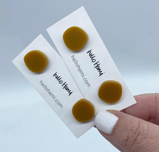 S p o t s | Matte Mustard