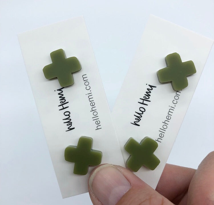 C r o s s e s | Matte Olive Green