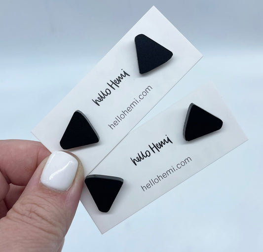 T r i a n g l e s | Matte Black