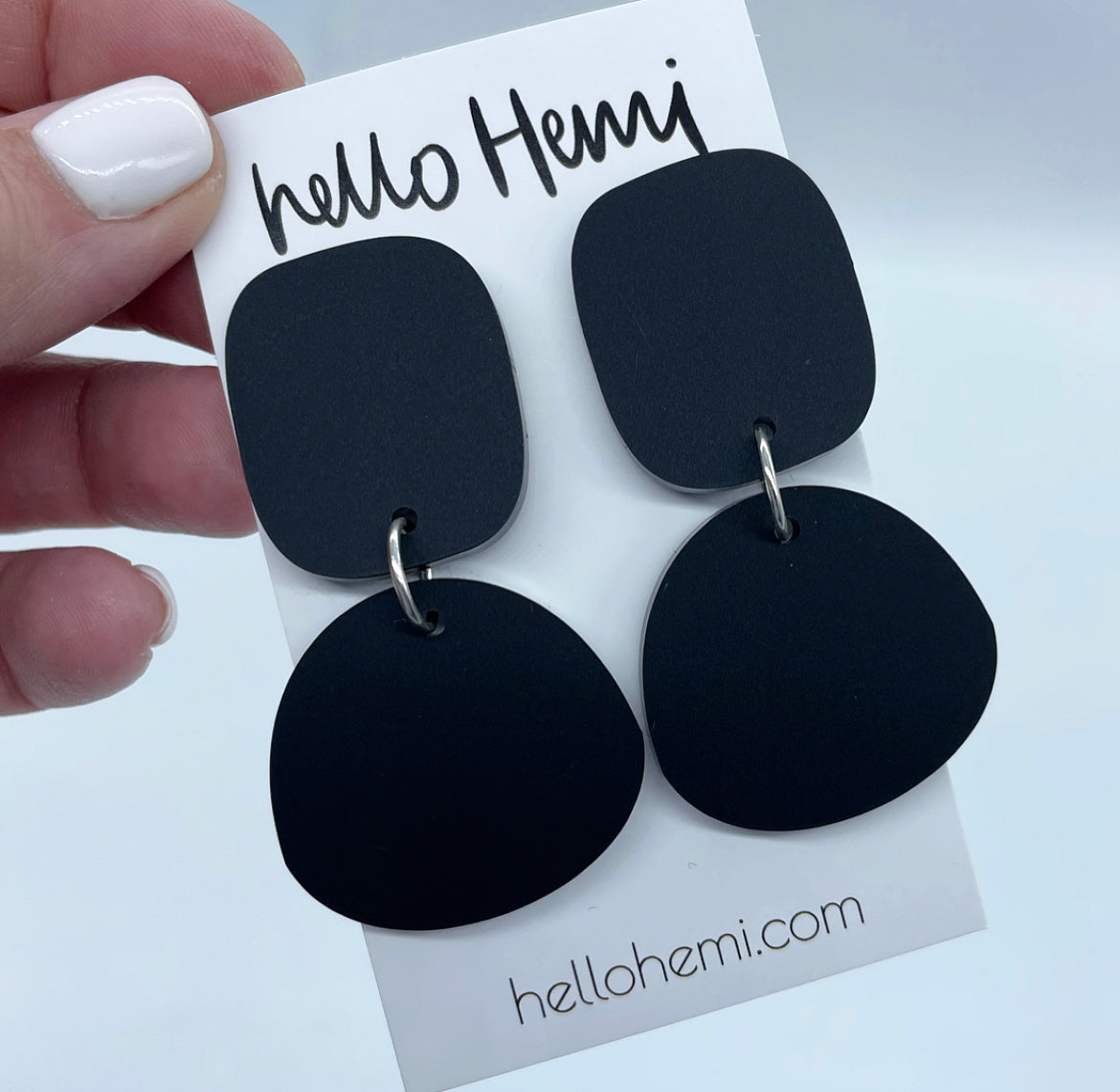 L e n n i  | Matte Black