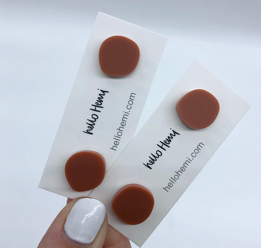 S p o t s | Matte Rust