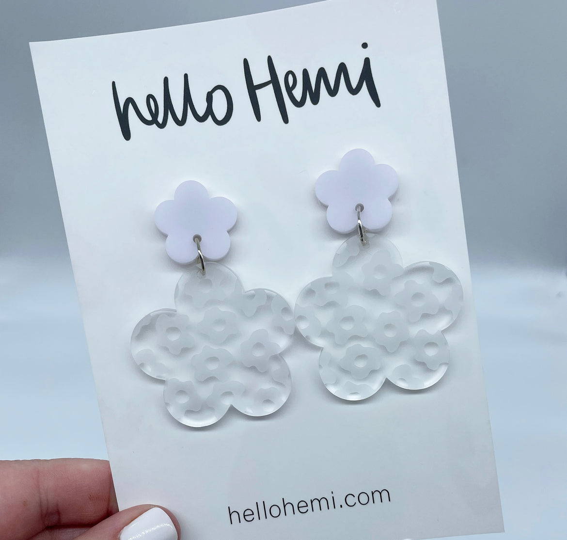 S A L E | W a l l F l o w e r | Matte Frosted White