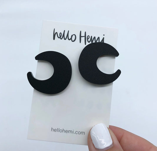 S A L E | C r e s c e n t M o o n | Matte Black