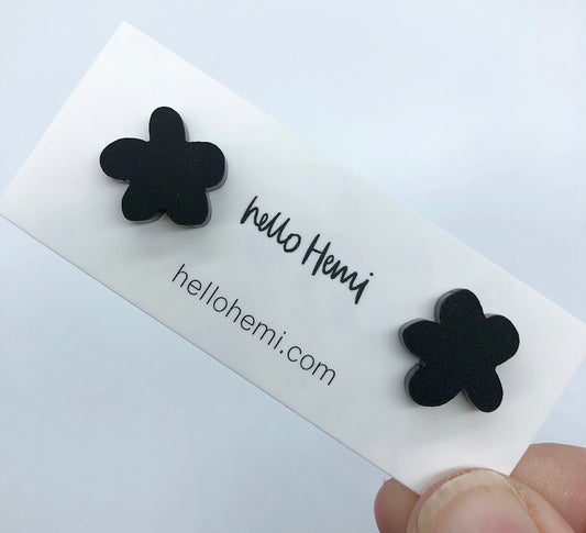 B l o o m s | Matte Black