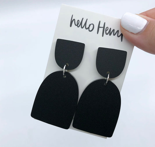 L a L a  | Matte Black